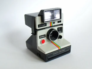 Polaroid OneStep with Q-light