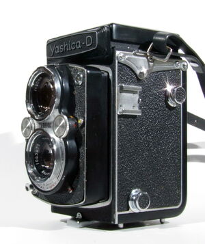 Yashica-D 05