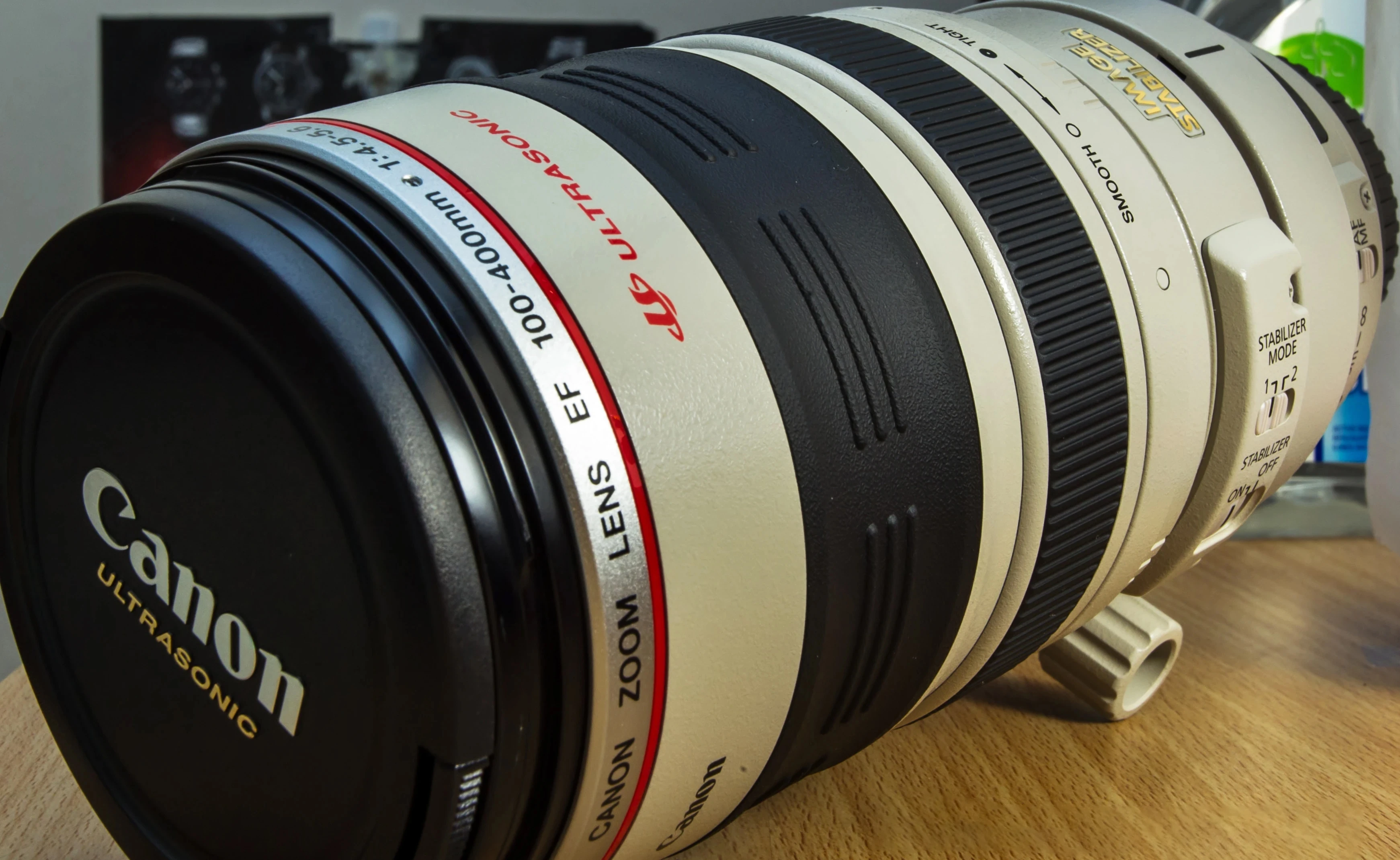 Canon EF 100-400mm f/4.5-5.6 L IS USM Lens | Camerapedia | Fandom