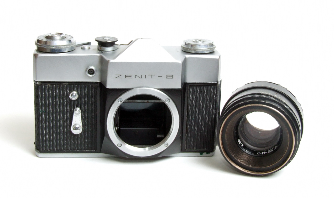 「動作品」ZENIT-B 一眼レフ 35mmフィルムカメラ【まりーなん】 動作品」ZENIT-B 一眼レフ 35mmフィルムカメラ【まりーなん様