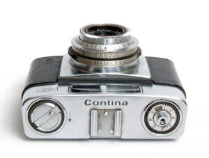 Zeiss Ikon Contina 05.jpg