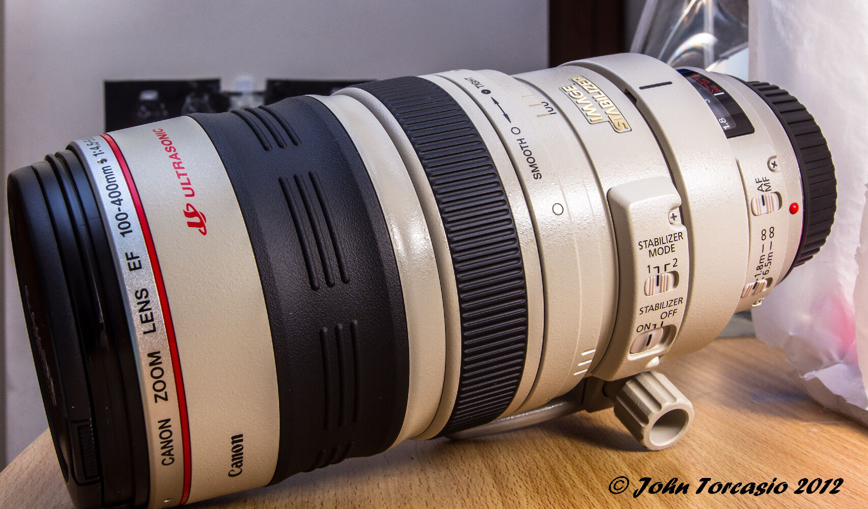 Canon EF 100-400mm f/4.5-5.6 L IS USM Lens | Camerapedia | Fandom