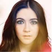 Isabelle-Fuhrman-Bust-mag-2