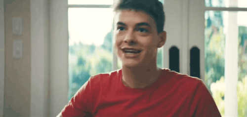 AudieNewGIF3.gif