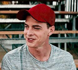 AudieNewGIF.gif