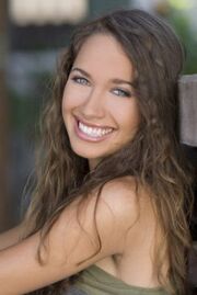 Maiara-Walsh.jpg