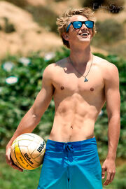 Brian-120910-05.jpg