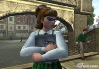 Captura oficial de Bully, mostrando a Beatrice afuera de la biblioteca.