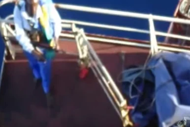 Abduwali Muse Mannskap