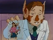 Miss family.jpg (105 KB) Piebald shows Wheeler his wife and daughter's photo
