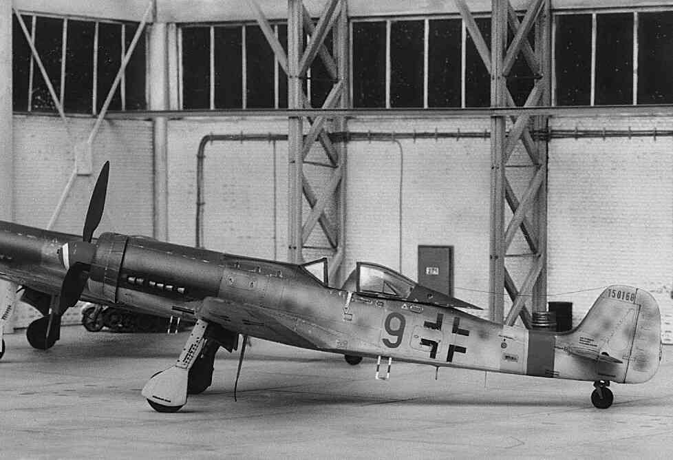 Ta 152. Фокке-Вульф та-152. Фокке Вульф та 152 н. Ta-152 самолет. Focke-Wulf ta 152.