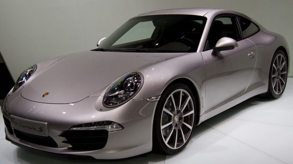 Porsche 911 PowerPoint animation. :: Behance