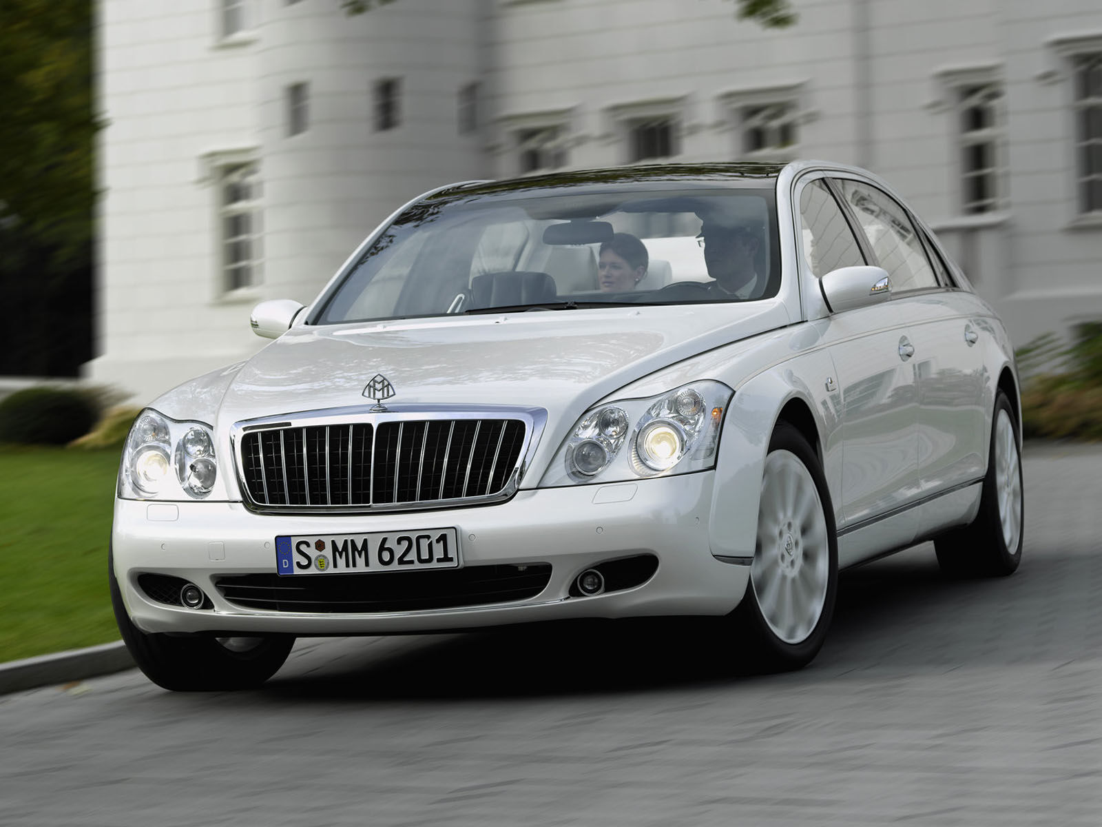 マイバッハ洋書 KARL MAYBACH Karl Maybach: His Engines And Automobiles: Niemann, Harry