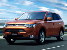 V4 (2012-2015).jpg