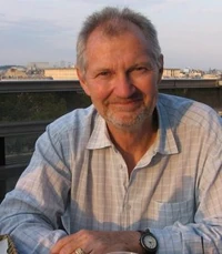 Andrew Robinson (actor)