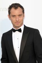 Jude Law 2