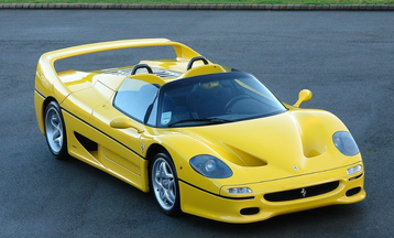 FERRARI F50 フルビュー 1995 Ferrari F50 with rare factory silver paint on My Car
