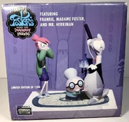 FrankieMadameFosterandMr.Herrimanstatue.jpeg (242 KB) Frankie, Madame Foster, and Mr. Herriman statue