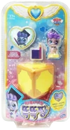 Shushping figurine