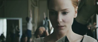 While she is in New York with her company, Daisy recieves a postcard from Benjamin.