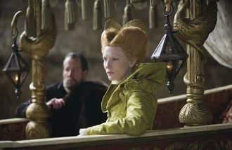 Walshingham advises Elizabeth persistently to marry to secure the throne with a heir.