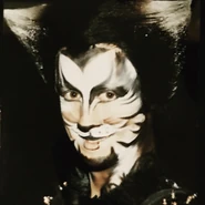 Misto Gregory Schramel Vienna 1989.jpg (105 KB) Gregory Schramel, 1989