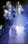 Griz Deut Clare Burt Donald Francke Ascent l9406 26.jpg (55 KB) Munkustrap, 1994