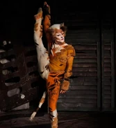 Rossella Lubrino as Rumpleteazer