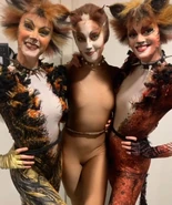 Dem JLR Cass MP-W Bomb Brunekreeft May2022 Vienna Rev.jpg (702 KB) Anneke Brunekreeft (cover)