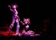 Deme Bomb Opening Night Hiroshima 11Nov2024.jpg (181 KB) Haruka Yamazaki