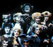 Deut Ensemble l8904 23.jpg (700 KB) Old Deuteronomy, London 1989