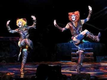 Mungojerrie and Rumpleteazer/Japanese | 'Cats' Musical Wiki | Fandom