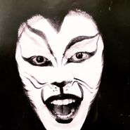 Guillermo Tellez as Mistoffelees