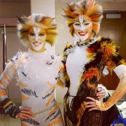 Hillary Porter, Madison Mitchell