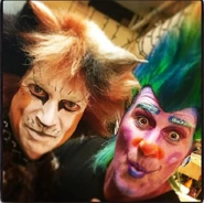 Peter Gurr dresser Bway Revival.jpg (100 KB)