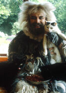 Press Photo with his cats, 1981