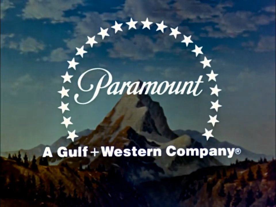 Программа парамаунт. Paramount pictures Бали. Paramount pictures одежда. Paramount pictures 1986 TM.