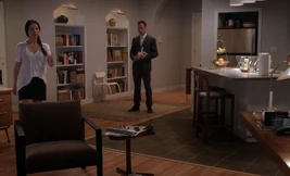 S03E01-Watsons apartment