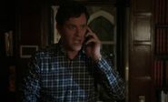 S04E16-Baskerville scared