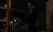 S02E12-Sherlock bee hiding place.jpg (103 KB)