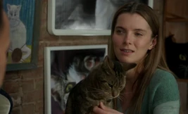 S04E09-Fiona head shot