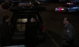 S01E18-Watson caught