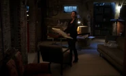 S03E15-Watson basement.jpg (179 KB)
