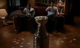S03E22-Bell Holmes Stanley Cup