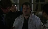 S04E11-Hawes post explosion