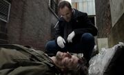 S01E13-Holmes dead McClenahan