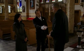 S06E15-Watson Holmes priest