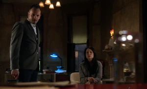 S02E21-Watching the bug