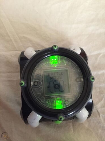 Bandai ben 10 deluxe omnitrix best sale