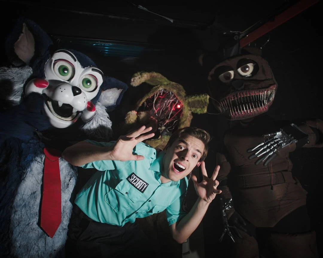 Anyone that owns Highscore Toy Chica READ THIS Fandom